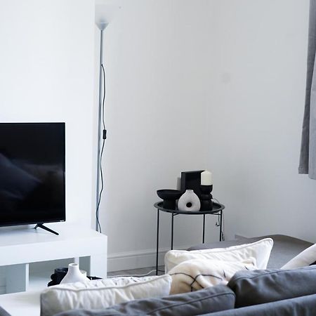 Brighton City Centre 2Br Apartment - Perfect For Contractors, Families & Groups - Free Parking & Walk To Beach Экстерьер фото