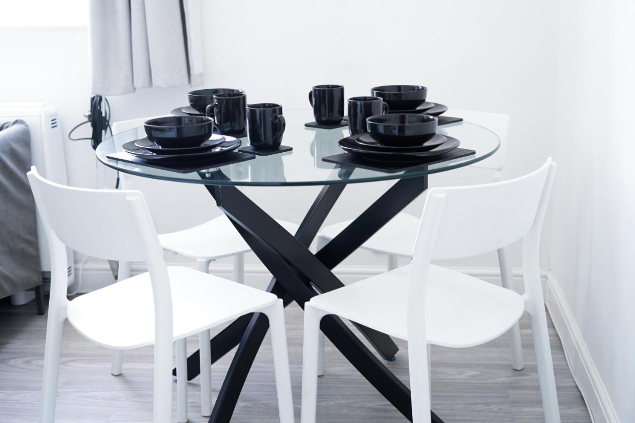Brighton City Centre 2Br Apartment - Perfect For Contractors, Families & Groups - Free Parking & Walk To Beach Экстерьер фото